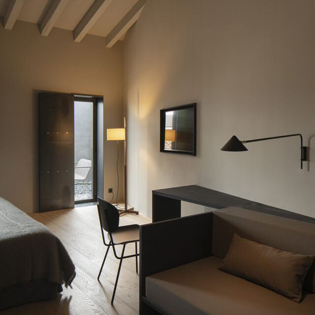 El hotel habitacion 23 a 1 640x640 - El hotel