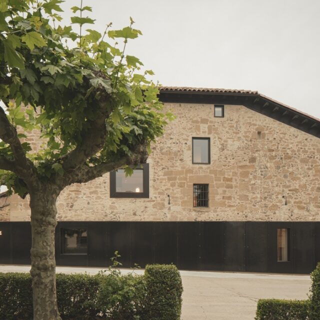 El hotel 3 Exterior 14 640x640 - El hotel